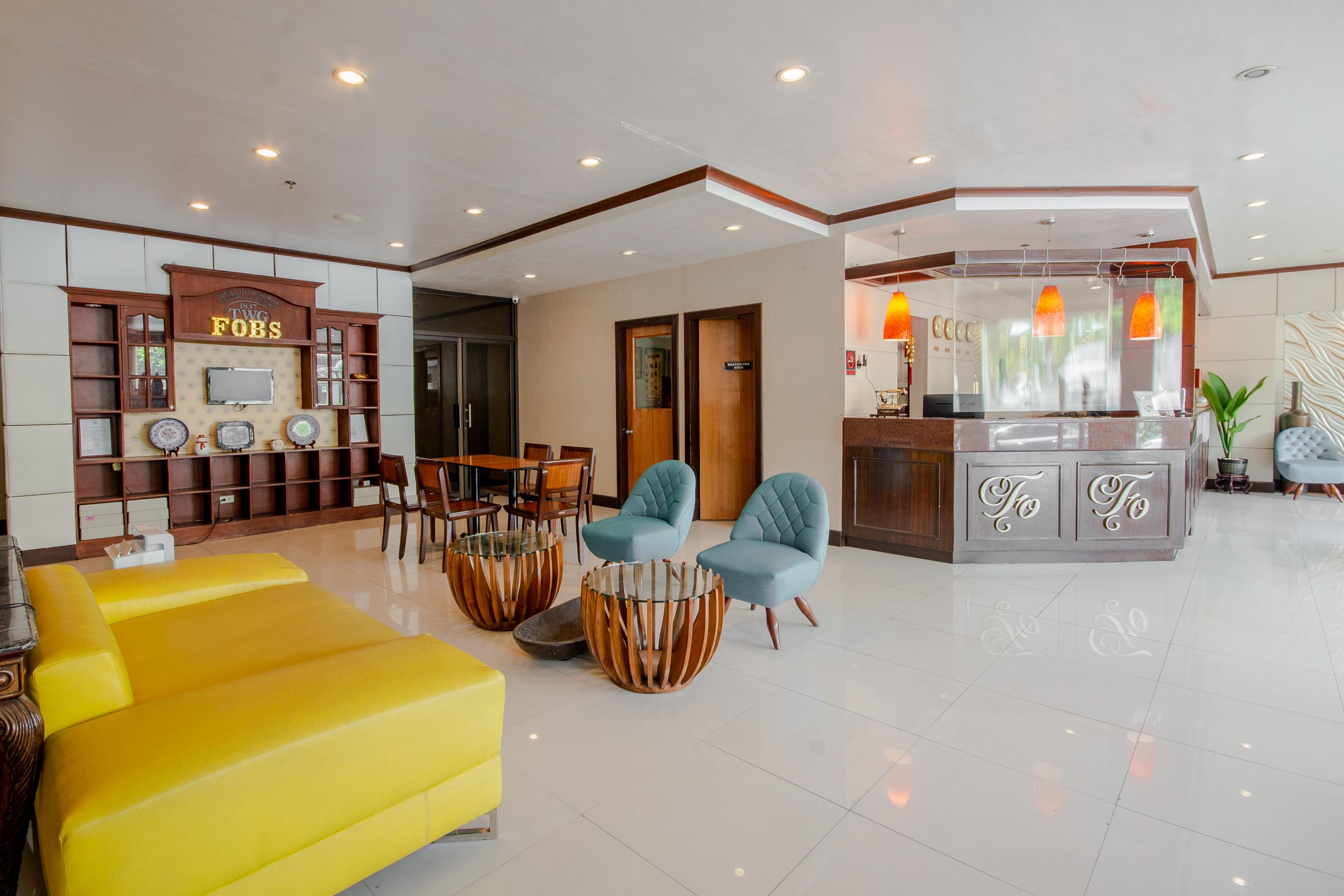 Fuente Oro Business Suites Cebu Powered By Cocotel Exterior foto